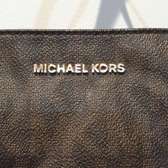 Michael Kors tote - Picture 3 of 12
